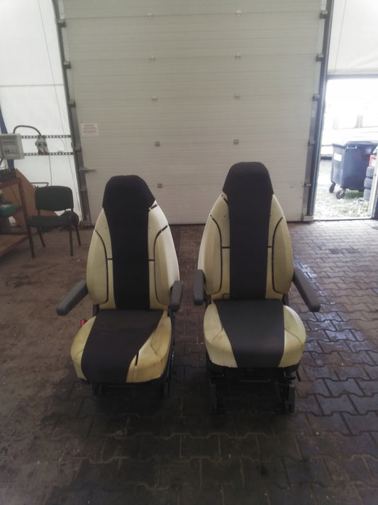 Komplet foteli obrotowych do kampera DUCATO, BOXER i JUMPER