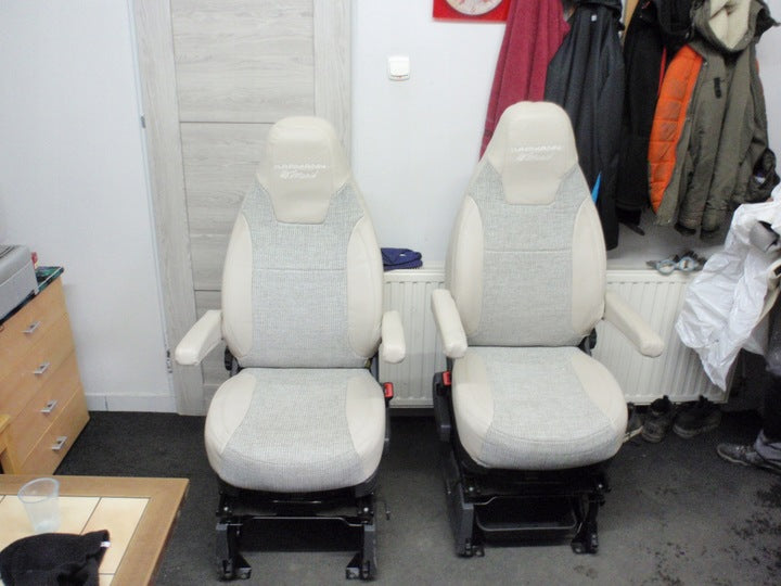 Komplet foteli obrotowych do kampera DUCATO, BOXER i JUMPER
